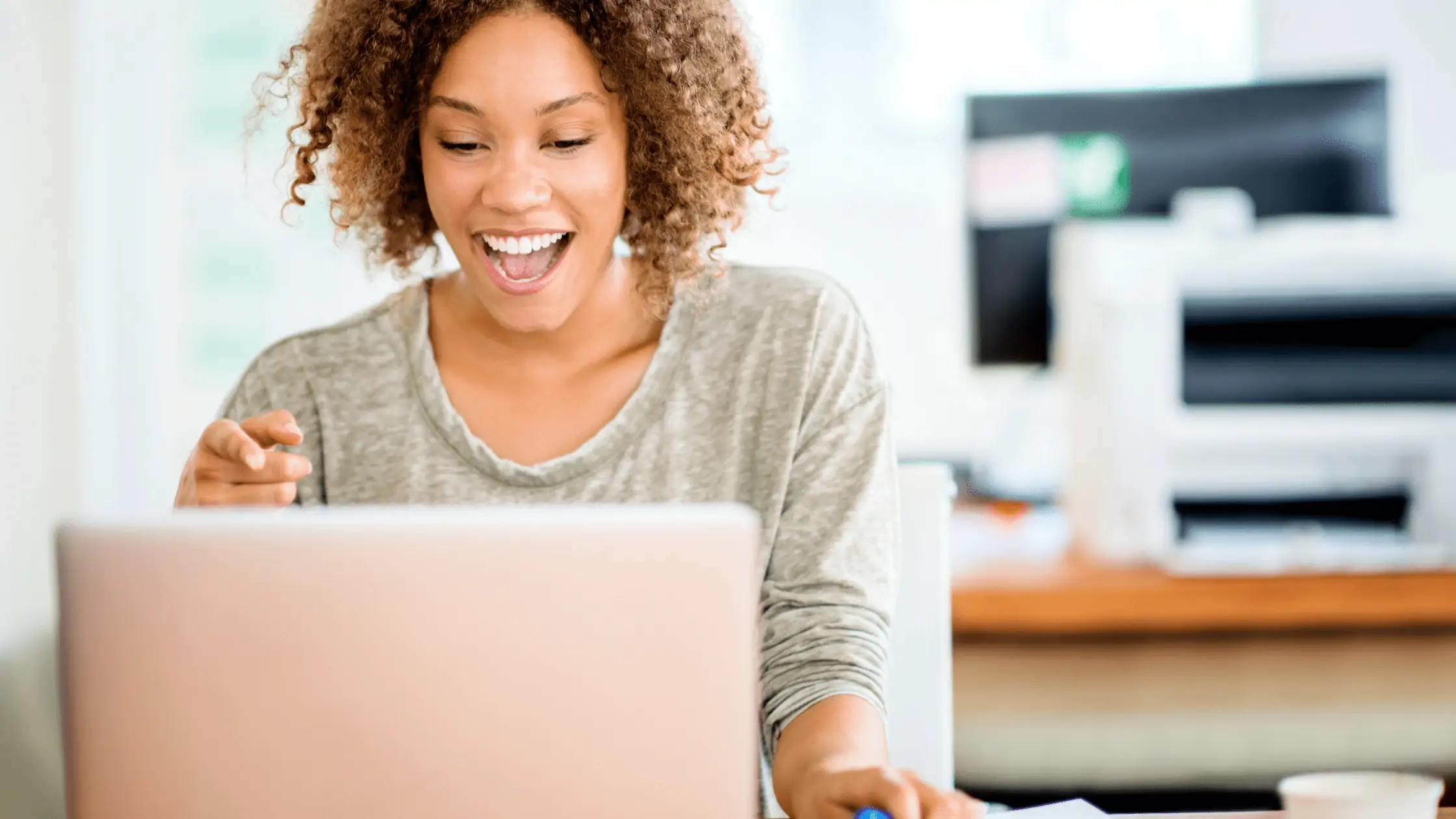 woman writing a business plan